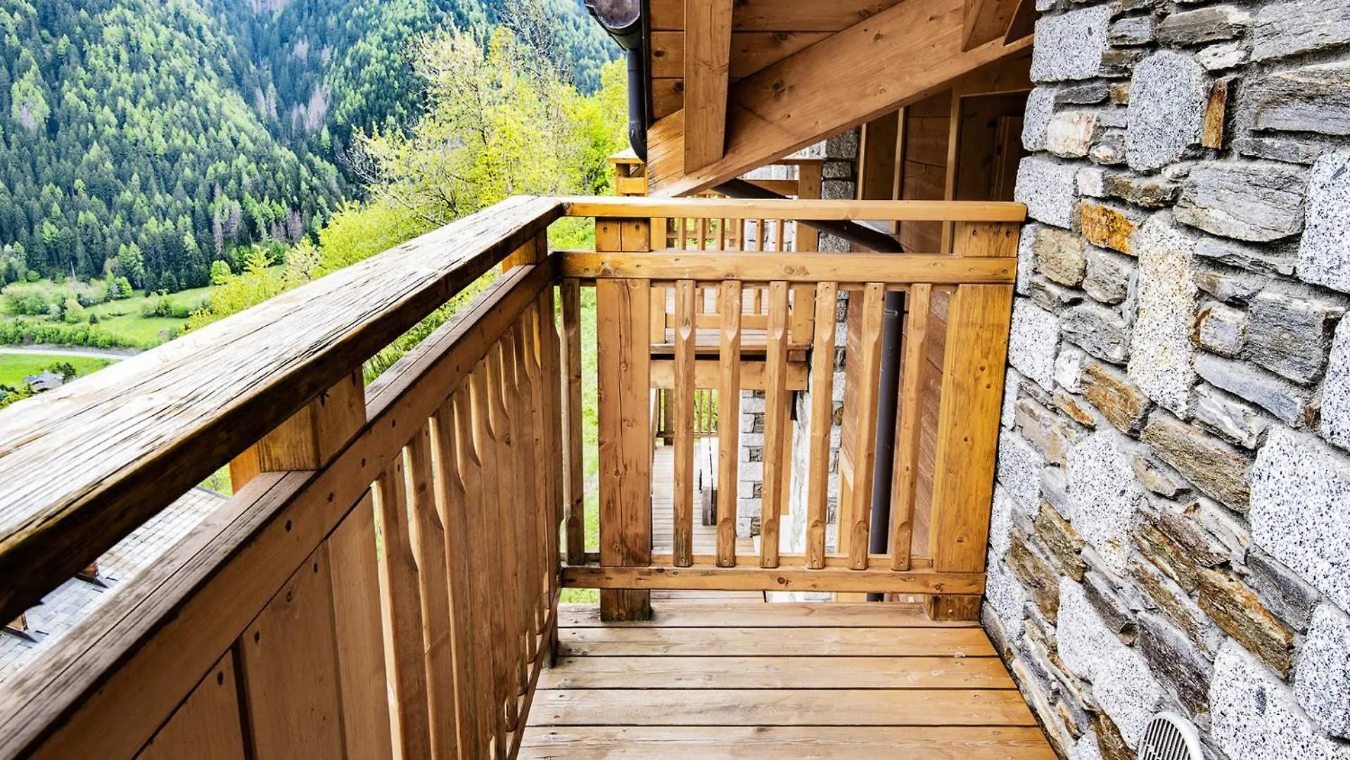 Appartement Zarabella Delle Alpi à Temù Italie